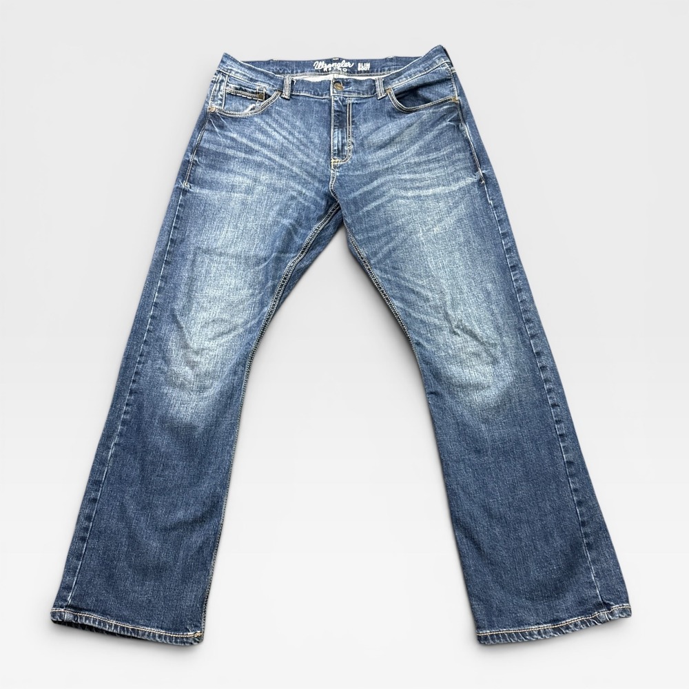 Wrangler Retro Slim Boot Mens 36x32 Blue Medium Wash Denim Jeans 10WLT77LY